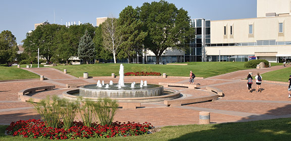 A picture of the CSU-Pueblo Fountain Plaza