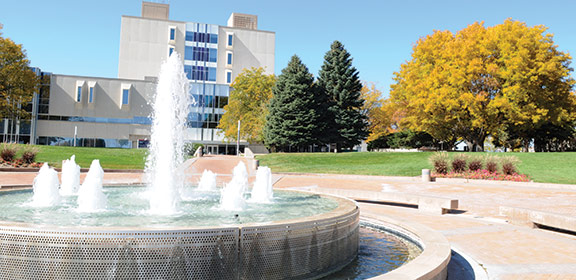 The fountain in the center of University Plaza
