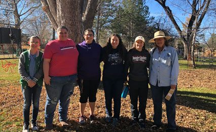 CSU-Pueblo Honors Program students at the Pueblo Zoo