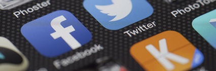 social media icons facebook and twitter